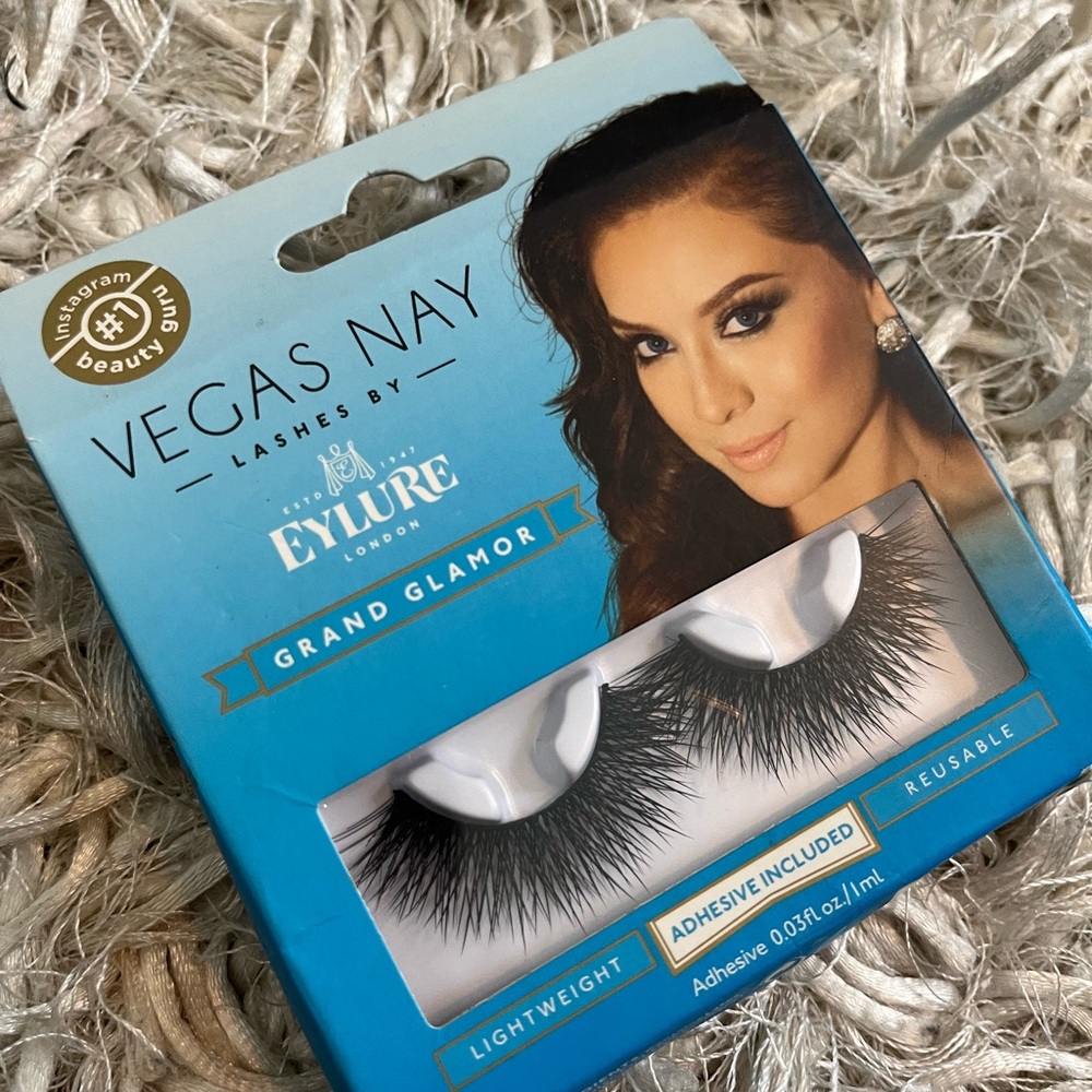 Vegas Nay x Eylure Lashes (Grand Glamor)